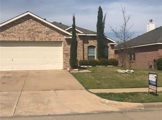 803 Plumeria Dr, Arlington, TX 76002
