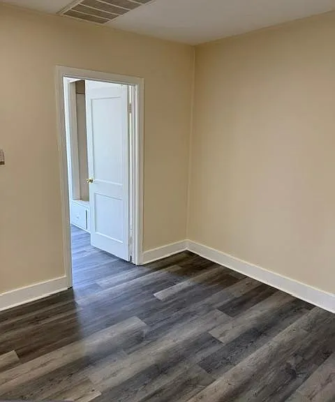 27 Main St E #304 — Photo 4