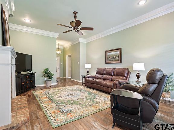 5th image of 5622 Oleander Dr