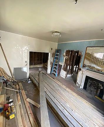 3rd image of 728 Colquhoun St