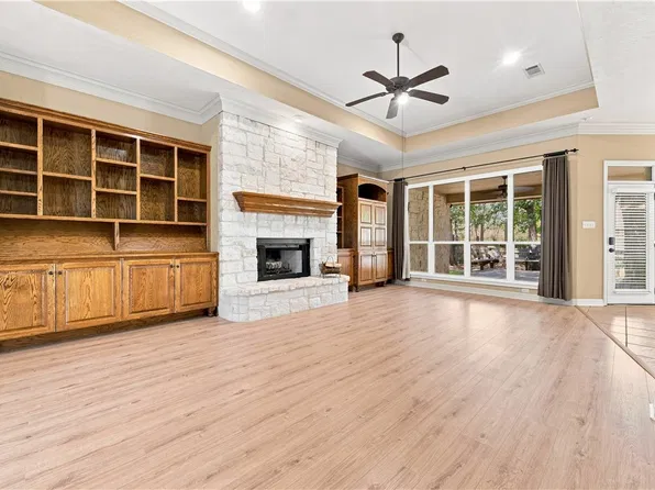 2116 Rockcliffe Loop, College Station, TX 77845