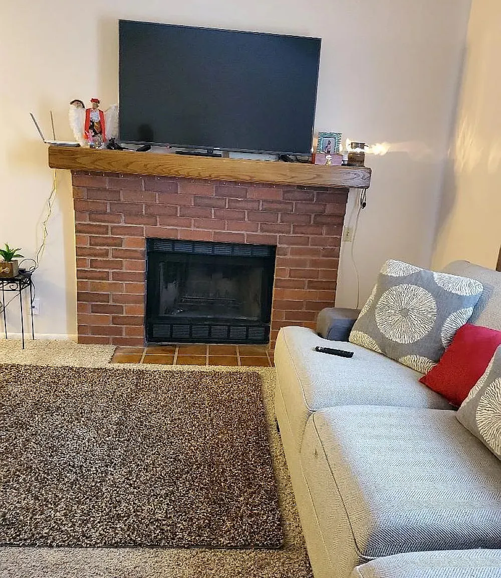 1 bed, 2200 sqft, $900 — Photo 4
