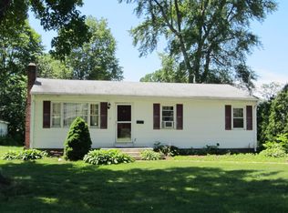 11 Anthony St, Windsor Locks, CT 06096