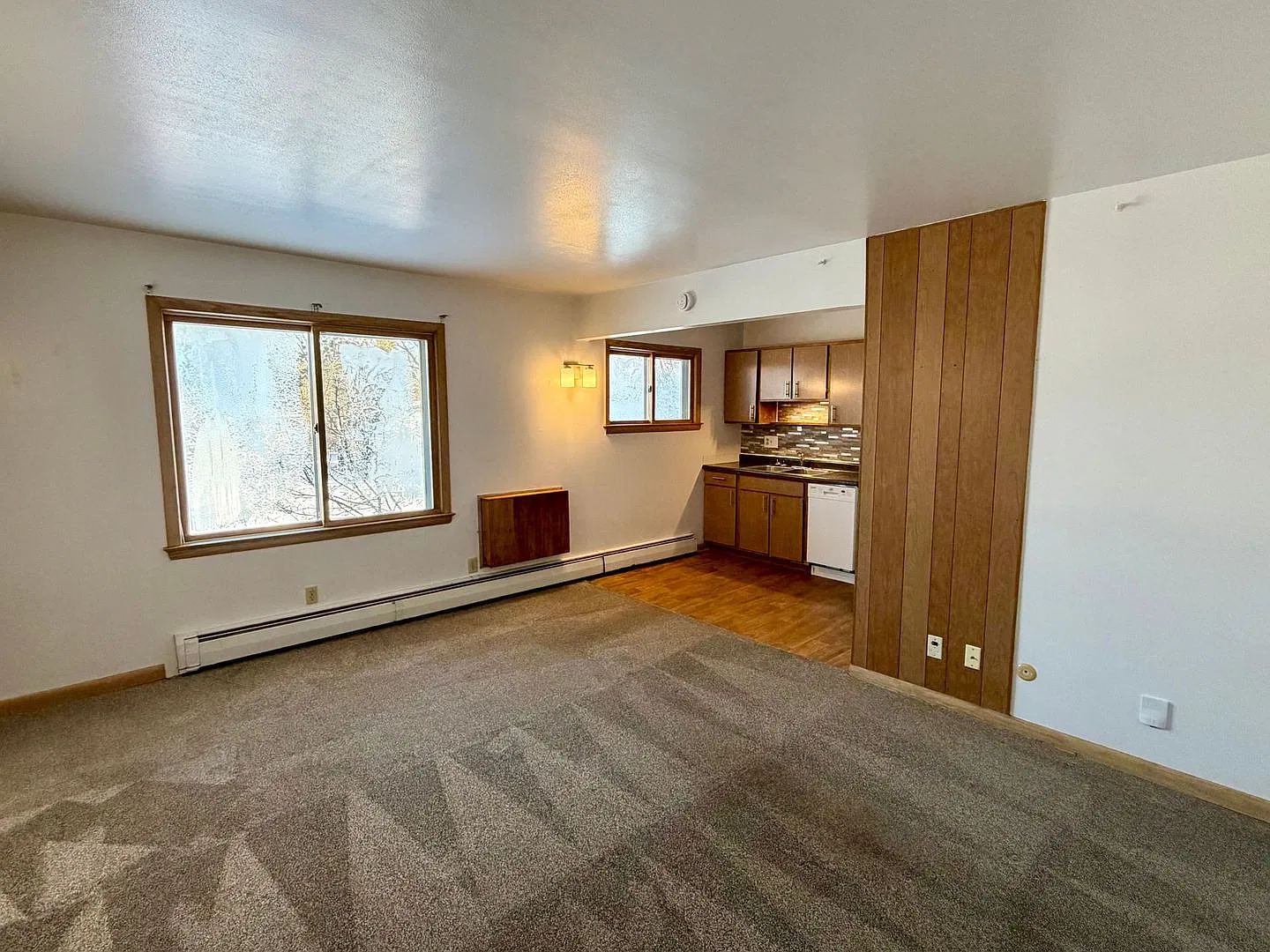 1100 Sunset Blvd — Photo 2