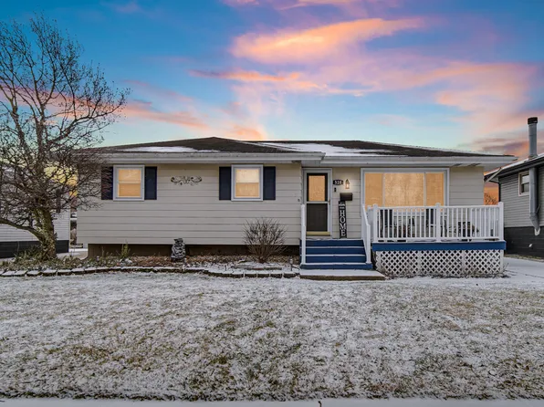 520 211th St, Dyer, IN 46311