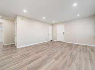 450 Manhattan Ave APT 4, Grover Beach, CA 93433