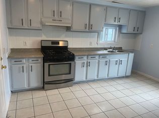 25 Ayr St FLOOR 1, Central Falls, RI 02863