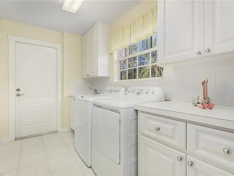 4147 Los Altos Ct — Photo 22