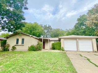 212 SW Cindy Ln, Burleson, TX 76028