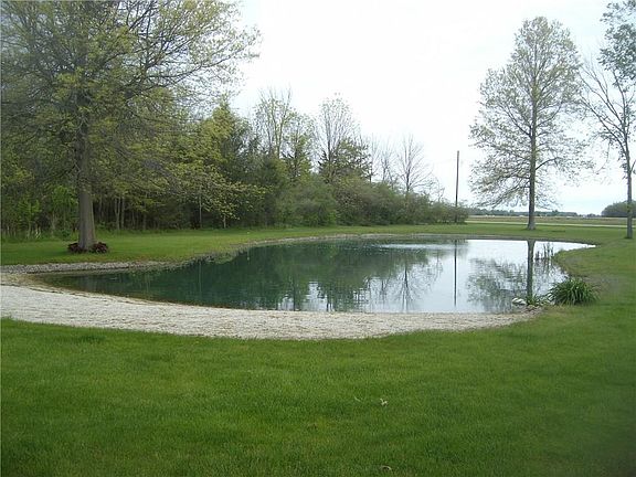3rd image of 7716 Oldtown Rd
