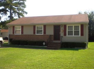 705 Gary Ln, Hampton, VA 23661