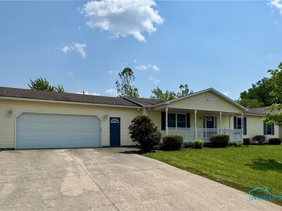 5117 Lake Shore Dr, Defiance, OH, 43512
