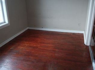 919 W 145th St APT 8, East Chicago, IN 46312