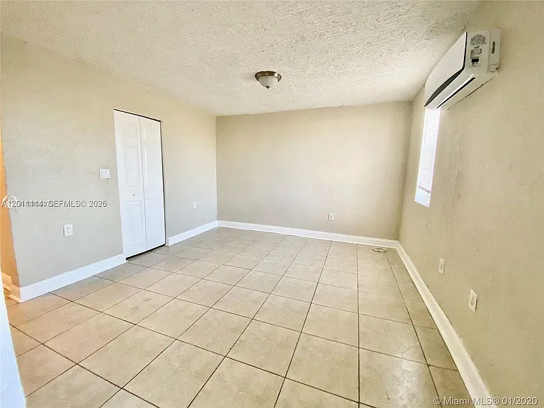 50 NW 79th St #9 — Photo 4