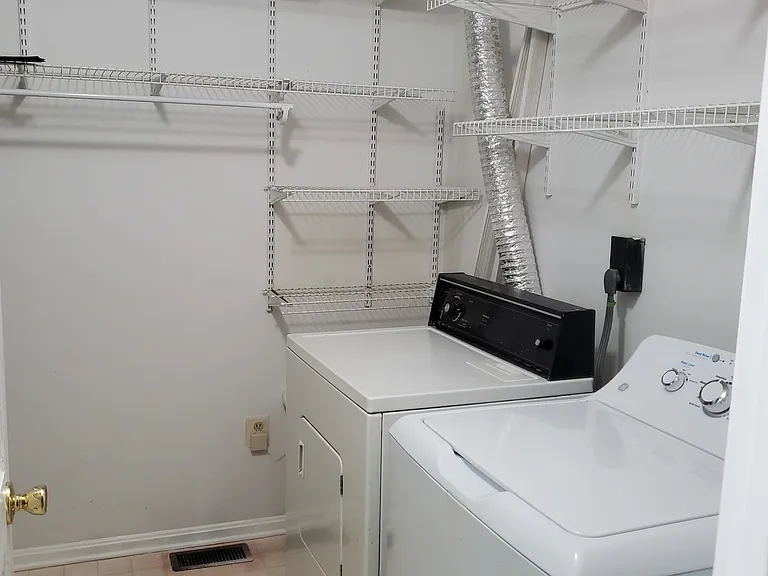 6422 Bayberry Ct #8 — Photo 11