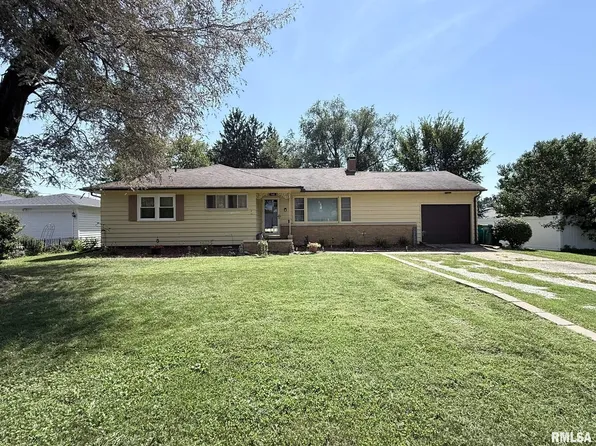 548 Scotch Elm Ln, Galesburg, IL 61401