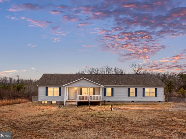 19250 Country Rd, Beaverdam, VA 23015