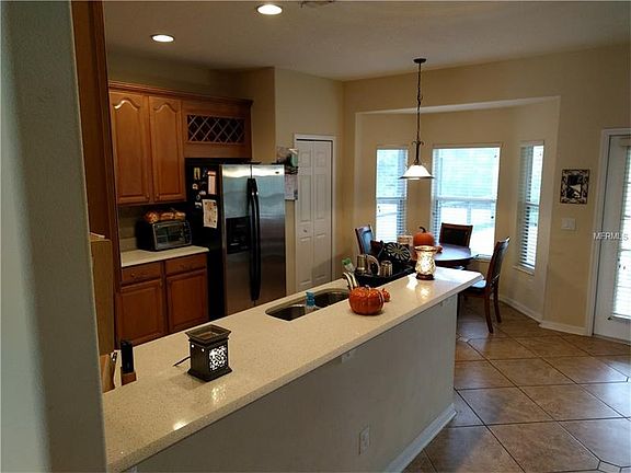 4th image of 5752 Windsong Oak Dr