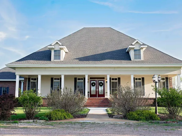 1041 M Rd, Minden, NE 68959