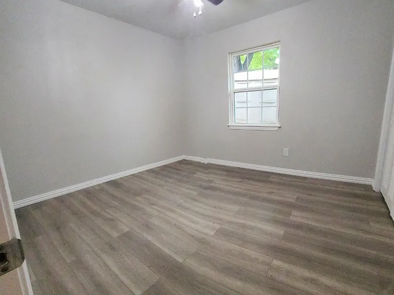 8004 Lifford St #B — Photo 8