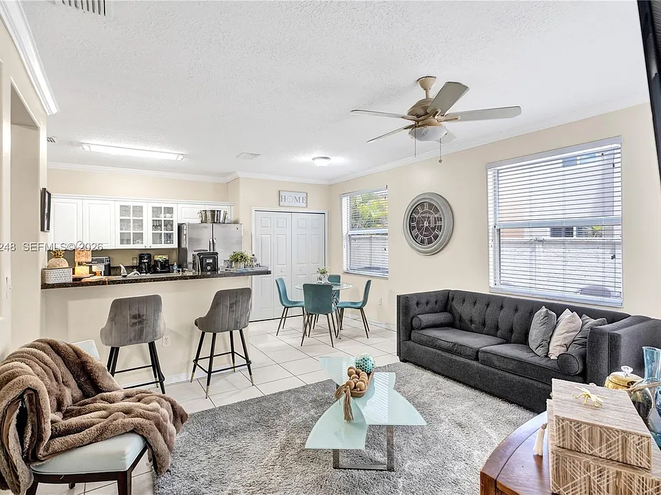 10809 NW 51st Trl