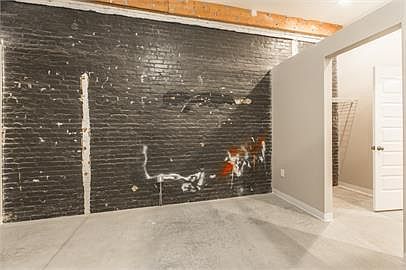 5th image of 1225 Union Ave #202