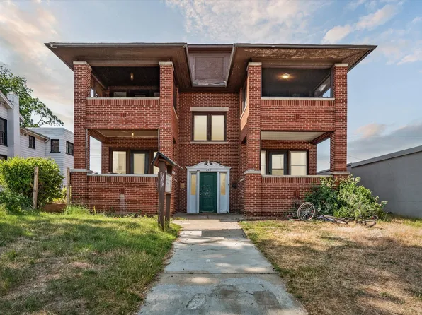 130 W Lawrence St, Pontiac, MI 48341