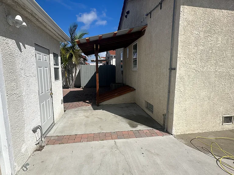 10923 S Firmona Ave — Photo 19