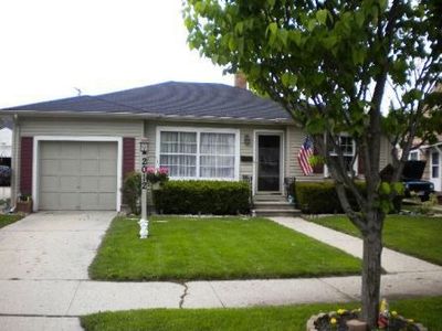 2012 74th Pl, Kenosha, WI, 53143