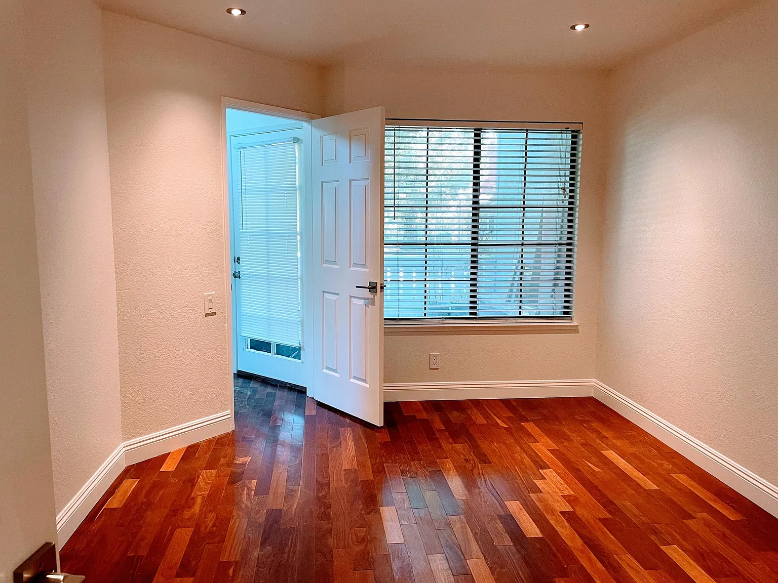 2717 Buena View Ct — Photo 4