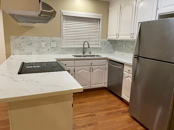 5th image of 3975 Manzanita Dr