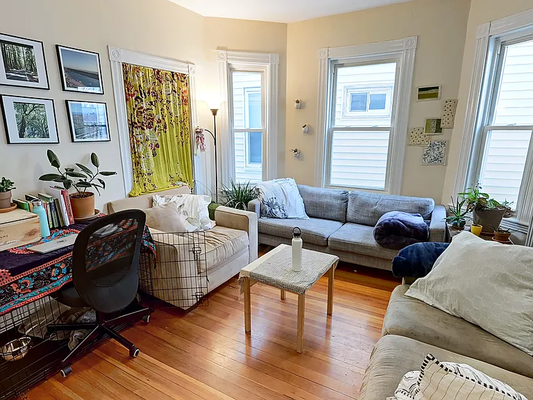 378 Washington St #4 — Photo 1