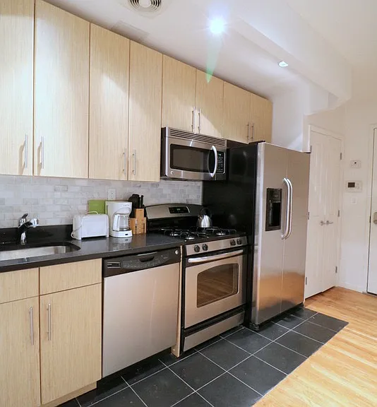 145 Mulberry St #2D — Photo 2