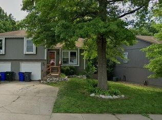 1371 N Ridge Pkwy #1, Olathe, KS 66061