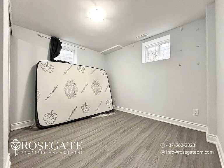 153 Whitlock Ave — Photo 9