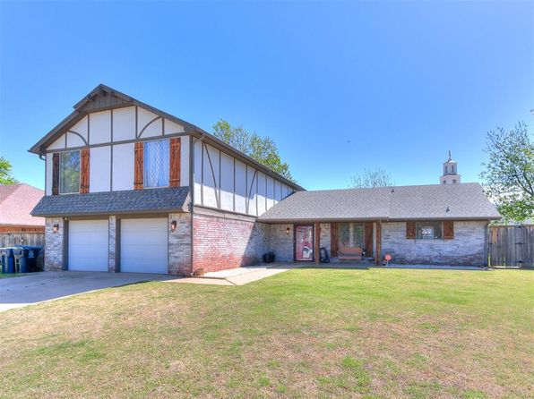 12024 Surrey Ln, Yukon, OK 73099
