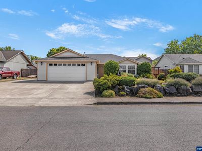 863 28th Ave, Sweet Home, OR, 97386