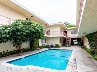 7356 Corbin Ave #10, Reseda, CA 91335