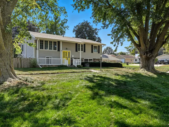 1519 Greene St, Adel, IA 50003