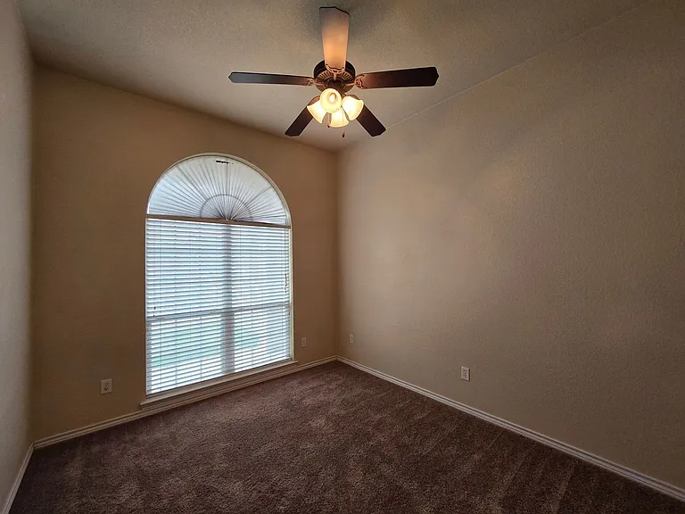 701 Atlas Ave — Photo 18