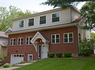 913 Cornell Ct, Madison, WI 53705