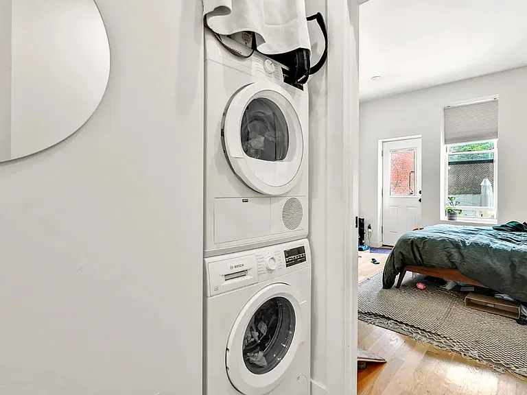 397 4th Ave #1L — Photo 8