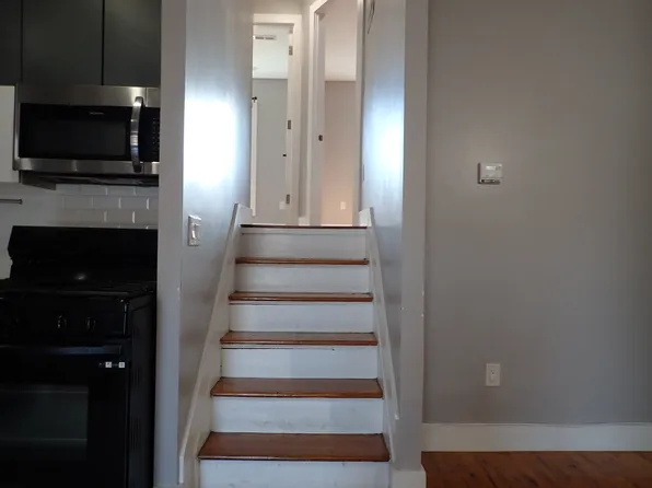 203 Crystal Street image 5 of 11