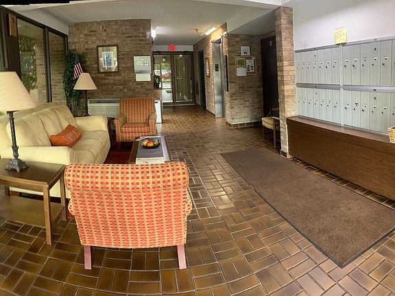 Secure Entry - Lobby