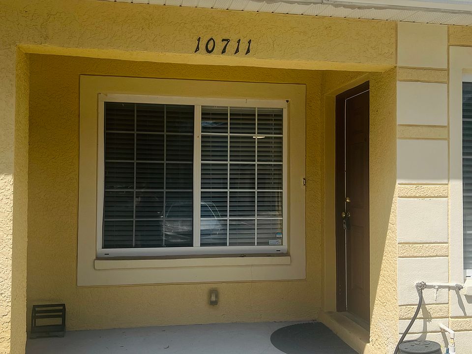 1st image of 10711 Keys Gate Dr