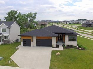 1016 NW 8th St, Grimes, IA 50111