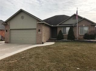 28308 Charleen Rd, Chesterfield, MI 48047