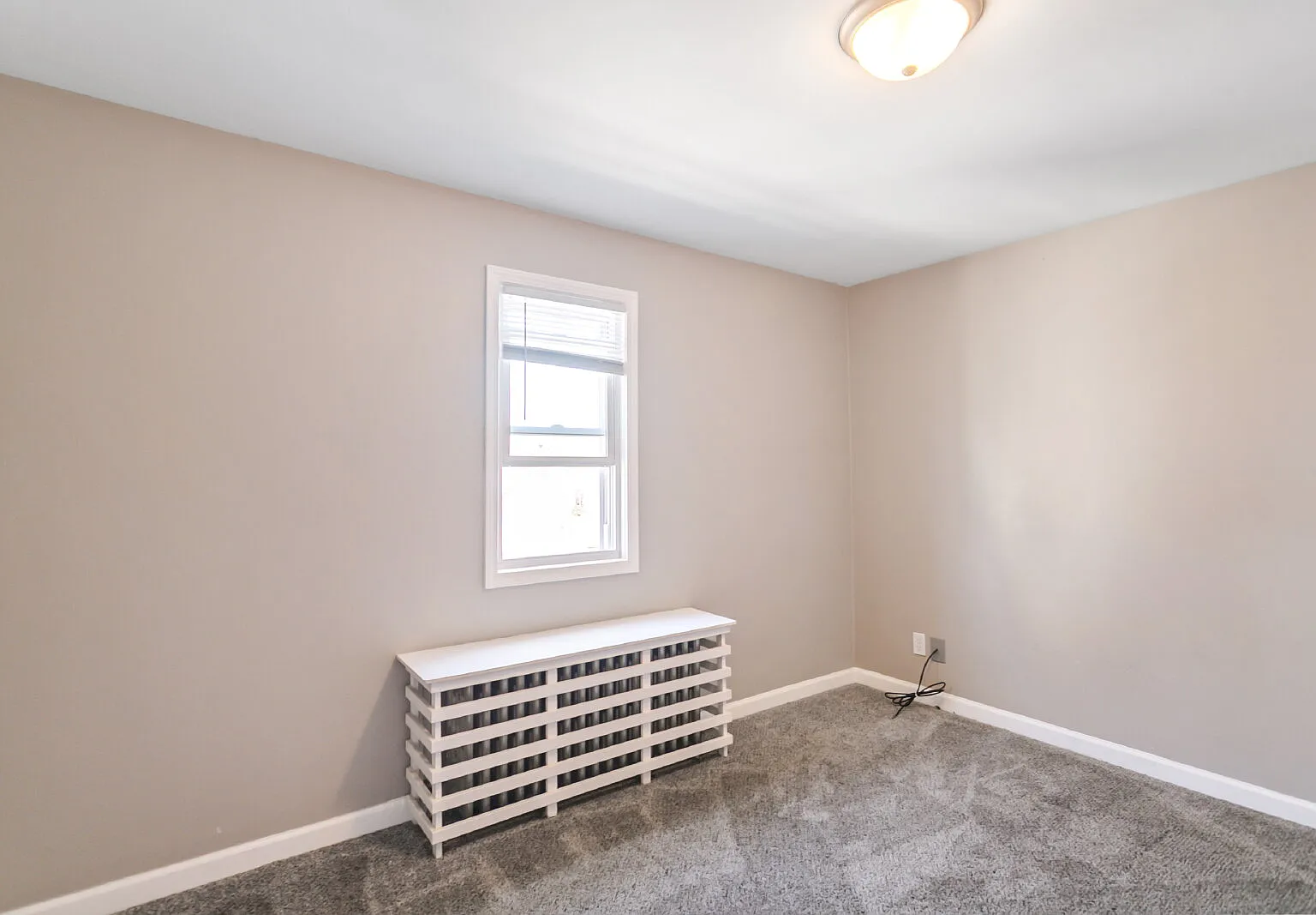 2 bed, 1.0 bath, 1061 sqft, $1,475 — Photo 4