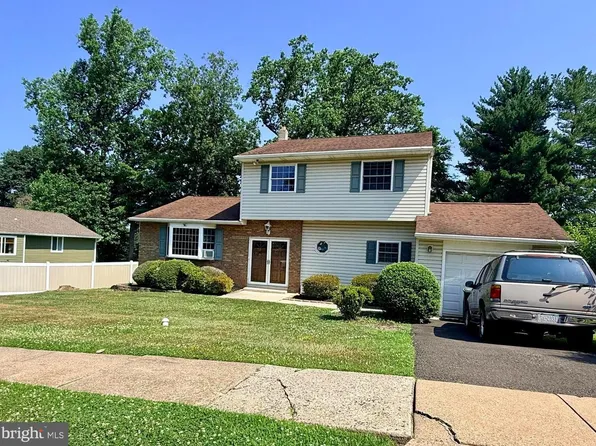 400 Crestwood Ave, Feasterville, PA 19053