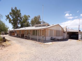 25415 Horseshoe Ln, Bouse, AZ 85325